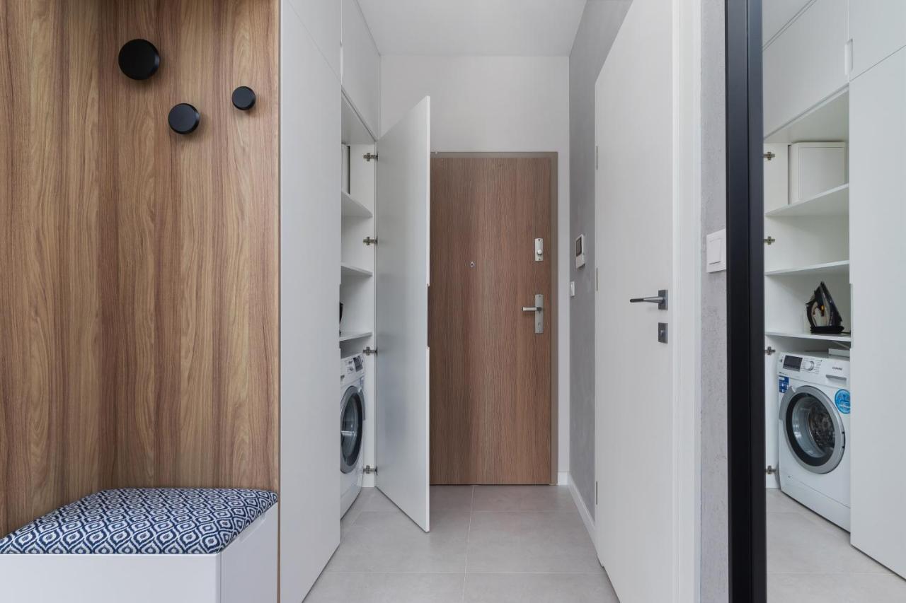 Lotniczowka Apartments By Renters Prestige Cracovia Esterno foto